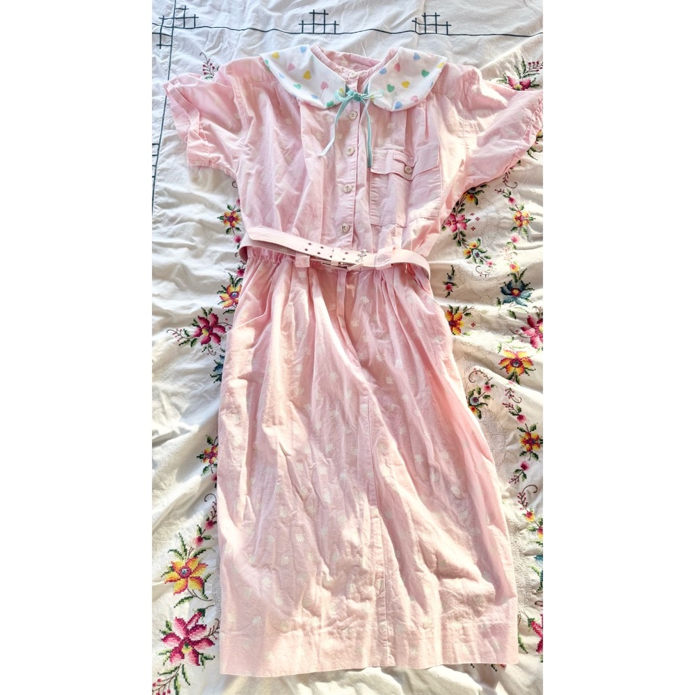 Vintage shell print dress in pink